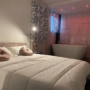 Appartamento Sweethome33, Aeroporto di Catania Fontana Rossa